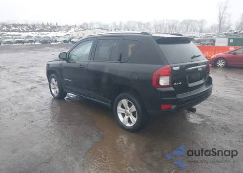 2014 Jeep Compass Sport z USA, uszkodzony, nr VIN 1C4NJDBB7ED842309
